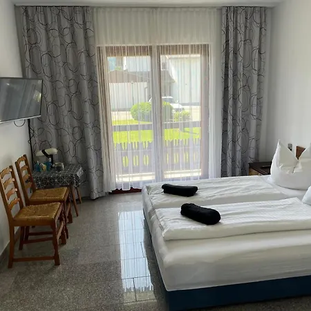 Gasthof Im Mitanond Schlafen - Am Keutschachersee 3*